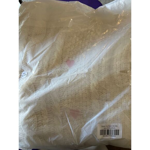 Taylor Swift Official Lover Album Heart Embroidered Cardigan Size XL/2XL in hand - Picture 7 of 7